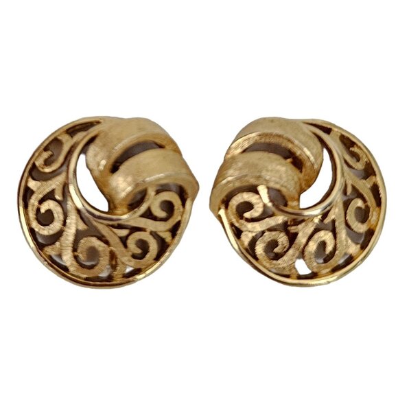 Trifari Crown Over T Gold Tone Round Open Scroll Clip On Earrings, Signed L77 - Picture 2 of 13